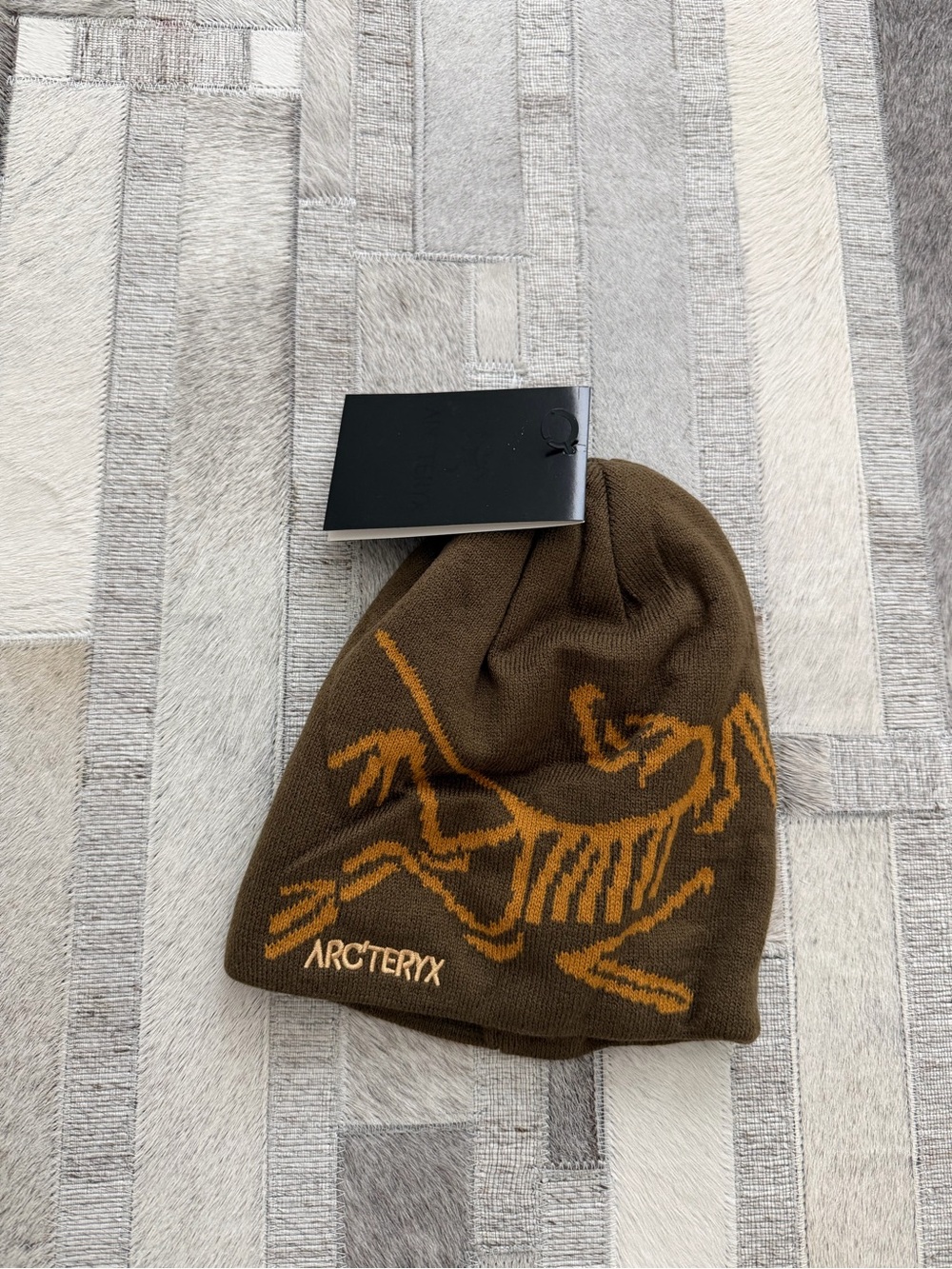 Arc’teryx brown beanie